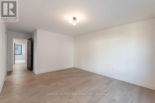 7230 Silver Creek Circle E, London, ON - Indoor Photo Showing Other Room