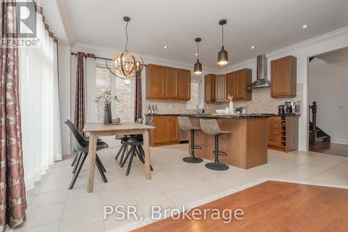 621 Pinery Tr, Waterloo, ON - Indoor Photo Showing Other Room