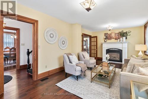 5416 Old Scugog Road, Clarington, ON - Indoor Photo Showing Living Room With Fireplace