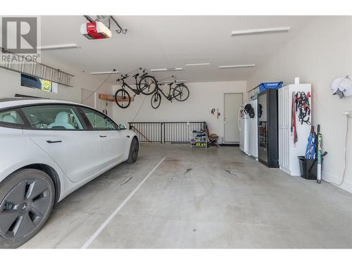 583 Pineview Road, Penticton, BC - Indoor Photo Showing Garage
