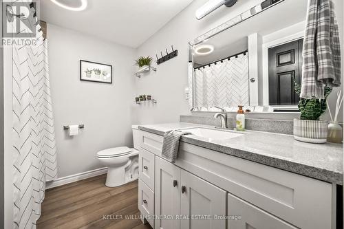 402 Cunningham Cres, Hamilton Township, ON - Indoor Photo Showing Bathroom