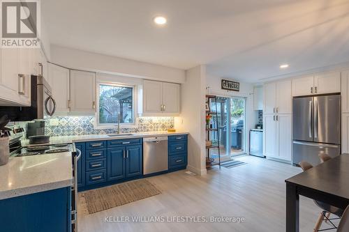 1 Mcgill Place, London, ON - Indoor Photo Showing Kitchen