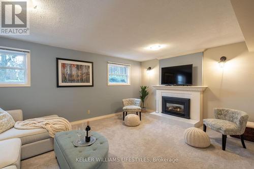 1 Mcgill Pl, London, ON - Indoor Photo Showing Living Room With Fireplace
