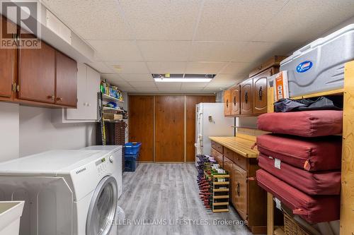 1 Mcgill Pl, London, ON - Indoor Photo Showing Laundry Room
