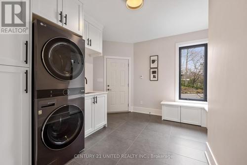 11 Earlwood Dr, Peterborough, ON - Indoor Photo Showing Laundry Room