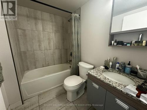 #504 -257 Hemlock St, Waterloo, ON - Indoor Photo Showing Bathroom
