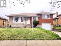 278 GREENFIELD AVE  Kitchener, ON N2C 1C9