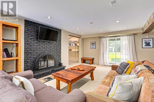 112 Drakes Path, Blue Mountains (Blue Mountain Resort Area), ON - Indoor Photo Showing Living Room With Fireplace