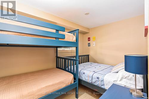 112 Drakes Path, Blue Mountains (Blue Mountain Resort Area), ON - Indoor Photo Showing Bedroom