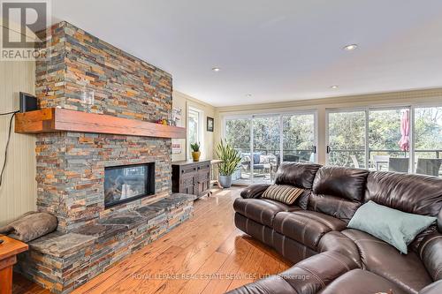 112 Drakes Path, Blue Mountains (Blue Mountain Resort Area), ON - Indoor Photo Showing Living Room With Fireplace