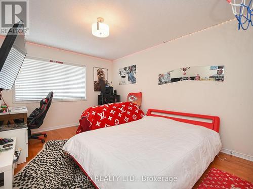 5198 Angel Stone Drive, Mississauga, ON - Indoor Photo Showing Bedroom