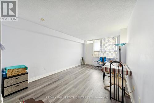 #711 -200 Lotherton Ptwy N, Toronto, ON - Indoor Photo Showing Other Room