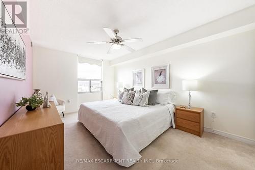 #1209 -2055 Upper Middle Rd, Burlington, ON - Indoor Photo Showing Bedroom