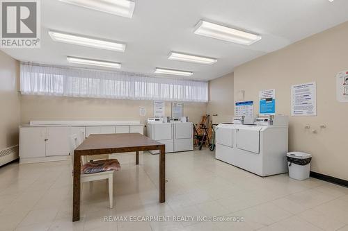 #1209 -2055 Upper Middle Rd, Burlington, ON - Indoor Photo Showing Laundry Room