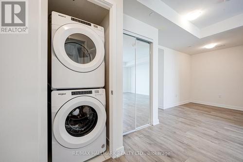 #4008 -28 Freeland St, Toronto, ON - Indoor Photo Showing Laundry Room
