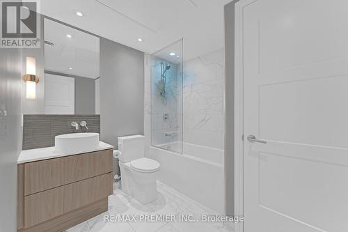 #2906 -161 Roehampton Ave, Toronto, ON - Indoor Photo Showing Bathroom
