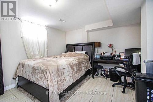 Lower - 540 Old Harwood Avenue, Ajax, ON - Indoor Photo Showing Bedroom