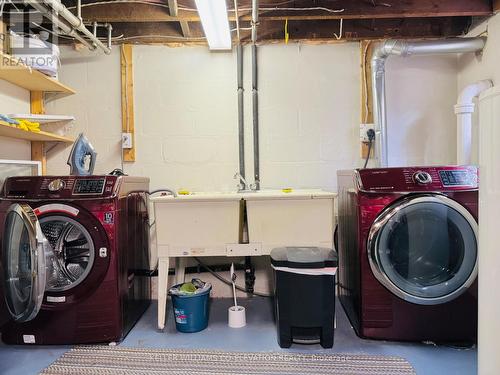 1173 Broadview Ave, Toronto, ON - Indoor Photo Showing Laundry Room