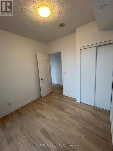 #208 -9205 Yonge St, Richmond Hill, ON - Indoor Photo Showing Other Room