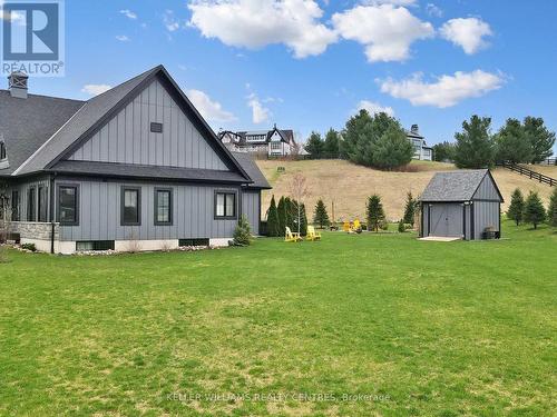 2 Thoroughbred Drive, Oro-Medonte, ON - Outdoor