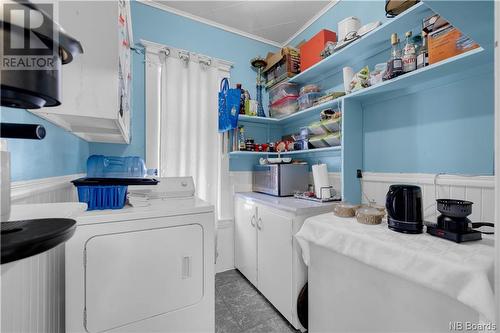 12-14 Brunswick Place, Saint John, NB - Indoor Photo Showing Laundry Room