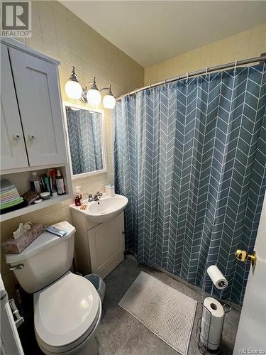 163-167 Molson Avenue, Saint John, NB - Indoor Photo Showing Bathroom