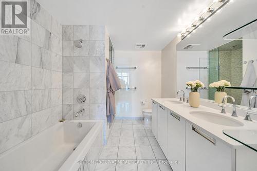 #3306 -33 Charles St E, Toronto, ON - Indoor Photo Showing Bathroom