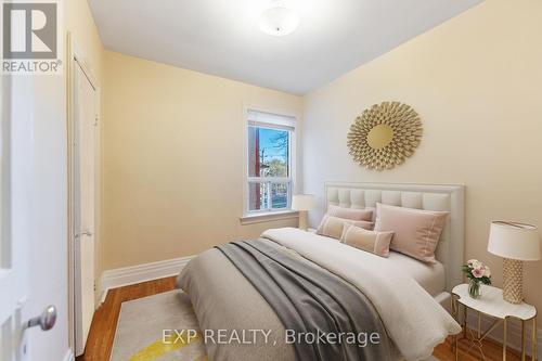 393 Ossington Ave, Toronto, ON - Indoor Photo Showing Bedroom
