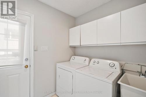 238 Spring Garden Ave, Toronto, ON - Indoor Photo Showing Laundry Room