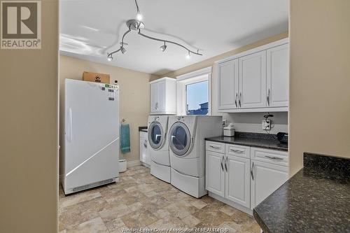 404 County Road 2, Lakeshore, ON - Indoor Photo Showing Laundry Room