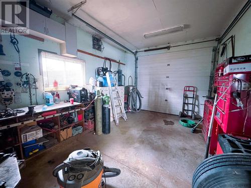 1701 Haileybury Cres, Timmins, ON - Indoor Photo Showing Garage