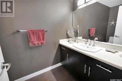 45 Crescent Drive, Avonlea, SK - Indoor Photo Showing Bathroom