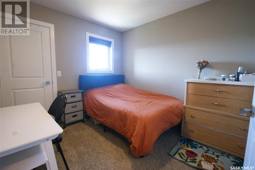 338 Eaton Lane, Saskatoon, SK - Indoor Photo Showing Bedroom
