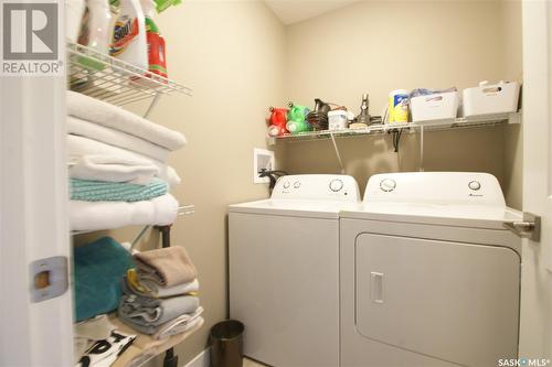 338 Eaton Lane, Saskatoon, SK - Indoor Photo Showing Laundry Room