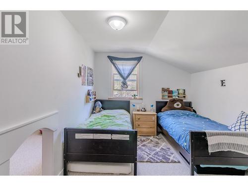 7243 Rainbow Crescent, Canim Lake, BC - Indoor Photo Showing Bedroom