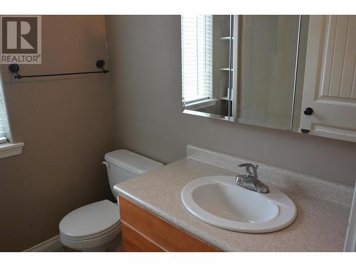 337 Callanan Street, Quesnel, BC - Indoor Photo Showing Bathroom