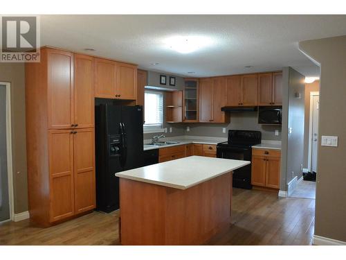 337 Callanan Street, Quesnel, BC - Indoor Photo Showing Kitchen