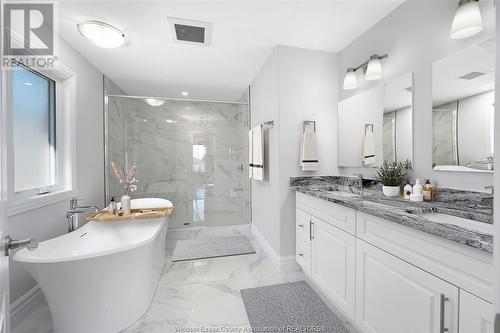 85 Kingsbridge, Amherstburg, ON - Indoor Photo Showing Bathroom