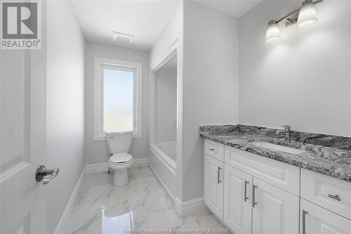 85 Kingsbridge, Amherstburg, ON - Indoor Photo Showing Bathroom