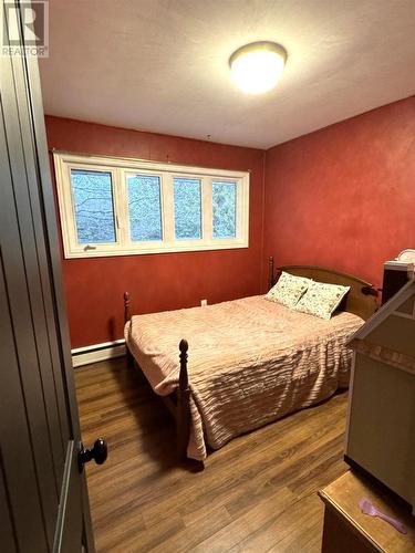 196 & 202 Old Goulais Bay Rd, Sault Ste. Marie, ON - Indoor Photo Showing Bedroom