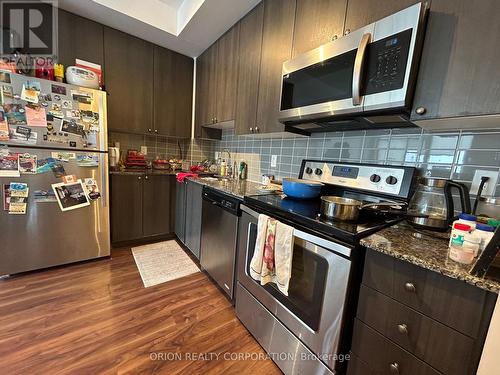 1007 - 68 Merton Street, Toronto C10, ON - Indoor Photo Showing Kitchen With Stainless Steel Kitchen With Upgraded Kitchen