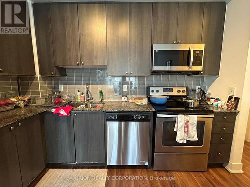 1007 - 68 Merton Street, Toronto C10, ON - Indoor Photo Showing Kitchen With Stainless Steel Kitchen With Upgraded Kitchen