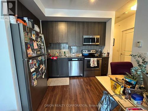 1007 - 68 Merton Street, Toronto, ON - Indoor Photo Showing Kitchen With Stainless Steel Kitchen With Upgraded Kitchen