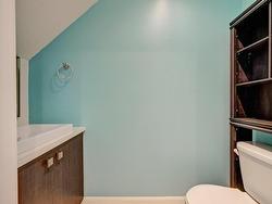 Powder room - 