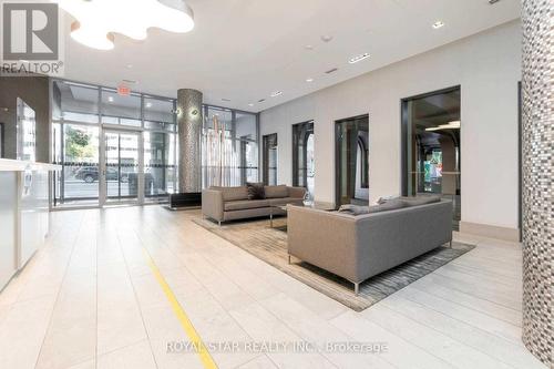 #104 -525 Adelaide St W, Toronto, ON - Indoor Photo Showing Other Room