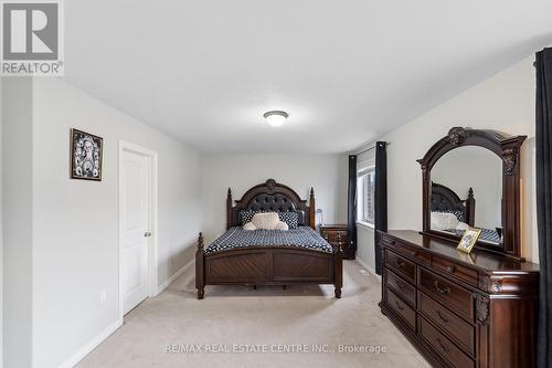 88 Bramsey St, Georgina, ON - Indoor Photo Showing Bedroom