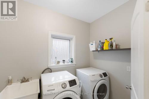 88 Bramsey St, Georgina, ON - Indoor Photo Showing Laundry Room