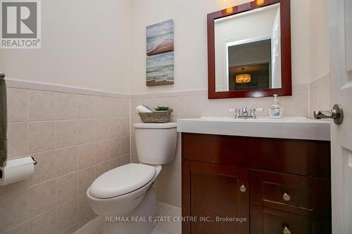 20 Kesteven Crescent, Brampton, ON - Indoor Photo Showing Bathroom