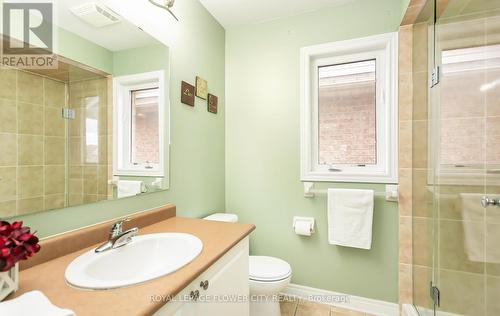 26 Calderstone Rd, Brampton, ON - Indoor Photo Showing Bathroom