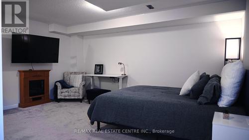 60 Cosmopolitan Common St, St. Catharines, ON - Indoor Photo Showing Bedroom